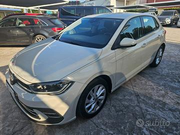 VOLKSWAGEN Polo 1.0 EVO confort