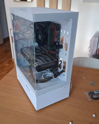 PC Gaming Ryzen 5 GTX 1080  16 GB DDR 4 SSD RGB