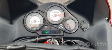   Yamaha TDM 850  950€ 60000 Km anno 2000
