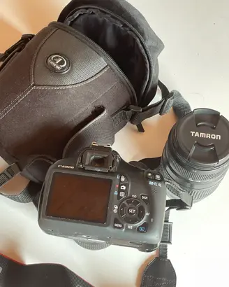 Fotocamera Canon EOS 1100D + obiettivo Tamron +
