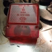 fanale posteriore CEV 174(conosciuto anche come m