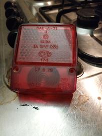 fanale posteriore CEV 174(conosciuto anche come m