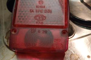 fanale posteriore CEV 174(conosciuto anche come m