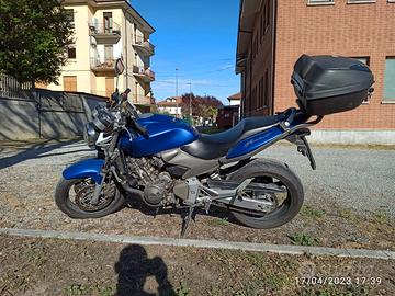 Honda Hornet 600 (2004) – Solo 29.000 km