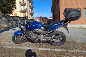 Honda Hornet 600 (2004) – Solo 29.000 km