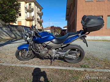 Honda Hornet 600 (2004) – Solo 29.000 km