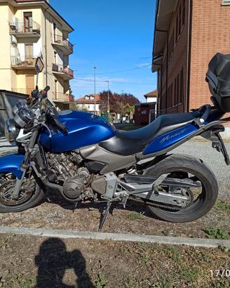Honda Hornet 600 (2004) – Solo 29.000 km