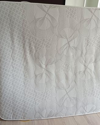 materasso matrimoniale consegnato a casa 