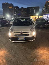 Fiat 500L Wagon 1.3 Multijet 95 CV Mirror