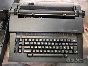 Macchina da scrivere Elettretr. Olivetti Praxis 35