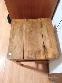 sgabello antico 