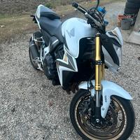 Honda cb1000r abs