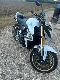 Honda cb1000r abs