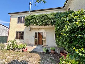 CASA INDIPENDENTE A RIESE PIO X