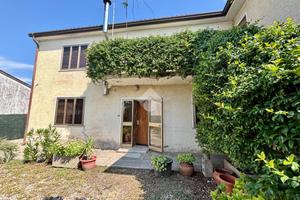 CASA INDIPENDENTE A RIESE PIO X