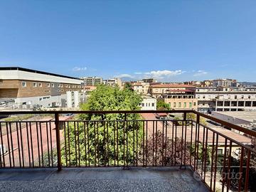 5 Vani angolare - 140 Mq (Via Mogadiscio)