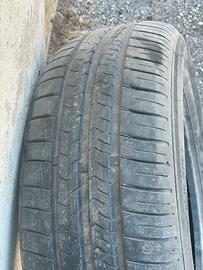 Gomme Estive 205/60 R16 92V