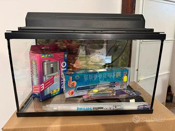 Acquario piccolo usato