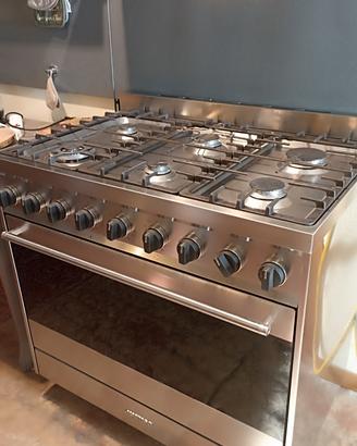 fornello 6 fuochi  Smeg