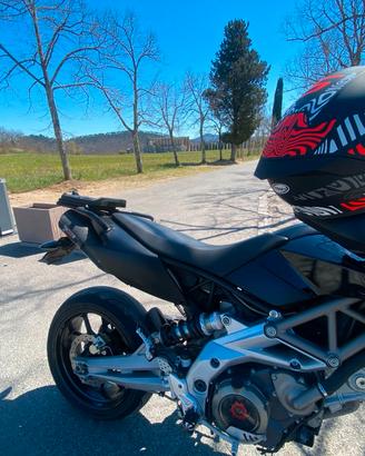Aprilia dorsoduro 750