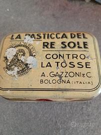 Scatoletta vintage  in metallo caramelle 