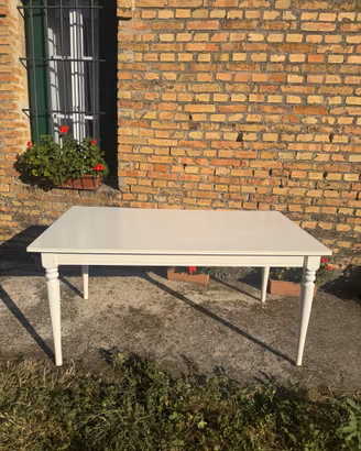 TAVOLO ALLUNGABILE IKEA