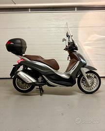 Beverly 300 come nuovo