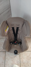Seggiolino auto bebè confort