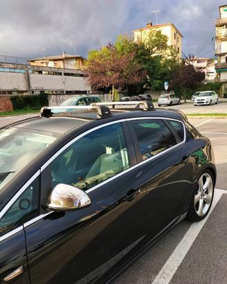 Portapacchi thule - opel astra j del 2011