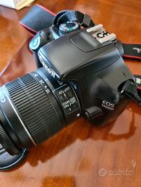 Macchina fotografica canon 1100D