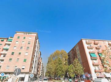 Bilocale con balcone zona Lorenteggio