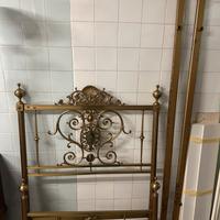 Letto singolo in ottone