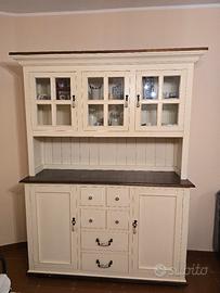 Credenza in legno bianca