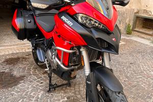 Ducati Multistrada v2s travel