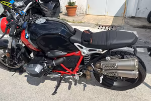 Bmw R nineT option 719