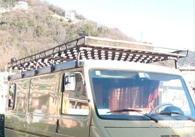 portapacchi con scaletta furgone camper vintage
