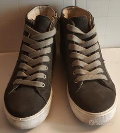 scarpe sneakers alte grigie 
