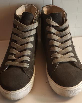 scarpe sneakers alte grigie 
