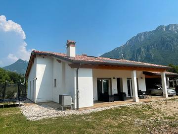 Villa singola. Velo d'Astico. Recentissima A4