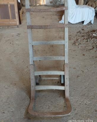 carrello in legno 