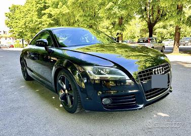 Audi TT Coupè 2.0 tfsi Advanced s-tronic S-Line
