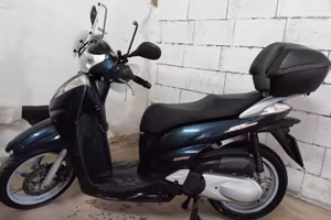 HONDA SH300