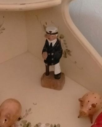 capitano statuetta legno