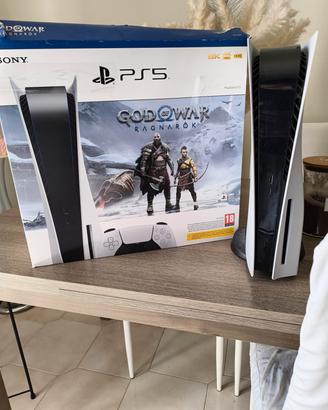 PlayStation 5 con lettore disco 