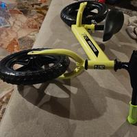 Bicicletta senza pedali