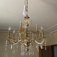 Lampadario classico in ottone e cristallo