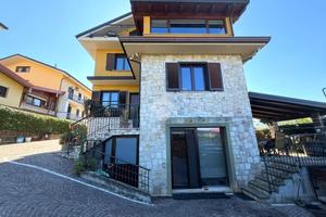 PORZIONE DI BIFAMILIARE A SANTO STEFANO DEL SOLE