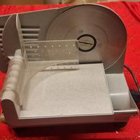 Affettatrice elettrica DC Lama in Acciaio inox