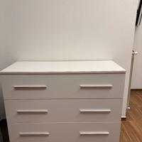 Armadio e cassettiera