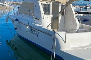 Zeta Group 300 Flybridge